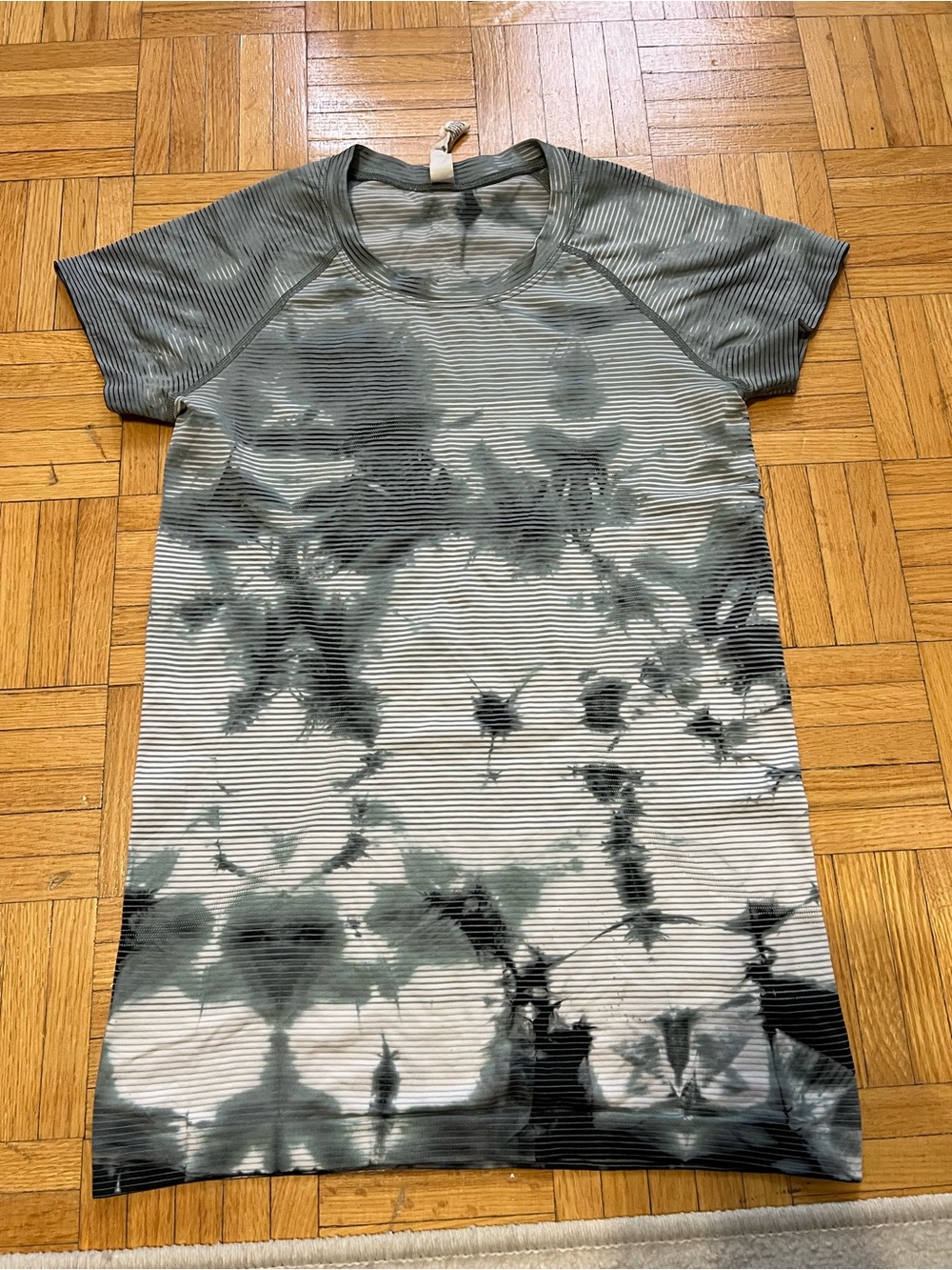 Lululemon swiftly shirt sleeve